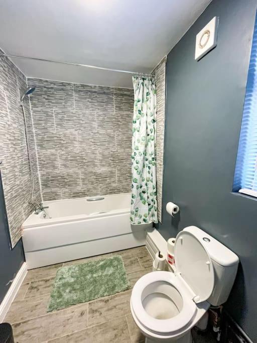 Perfect For Contractors & Families! 7 Beds Free Parking Διαμέρισμα Μπέρμιγχαμ Εξωτερικό φωτογραφία